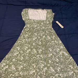 No Boundaries Green Floral Dress – XS (0–2) | NWT